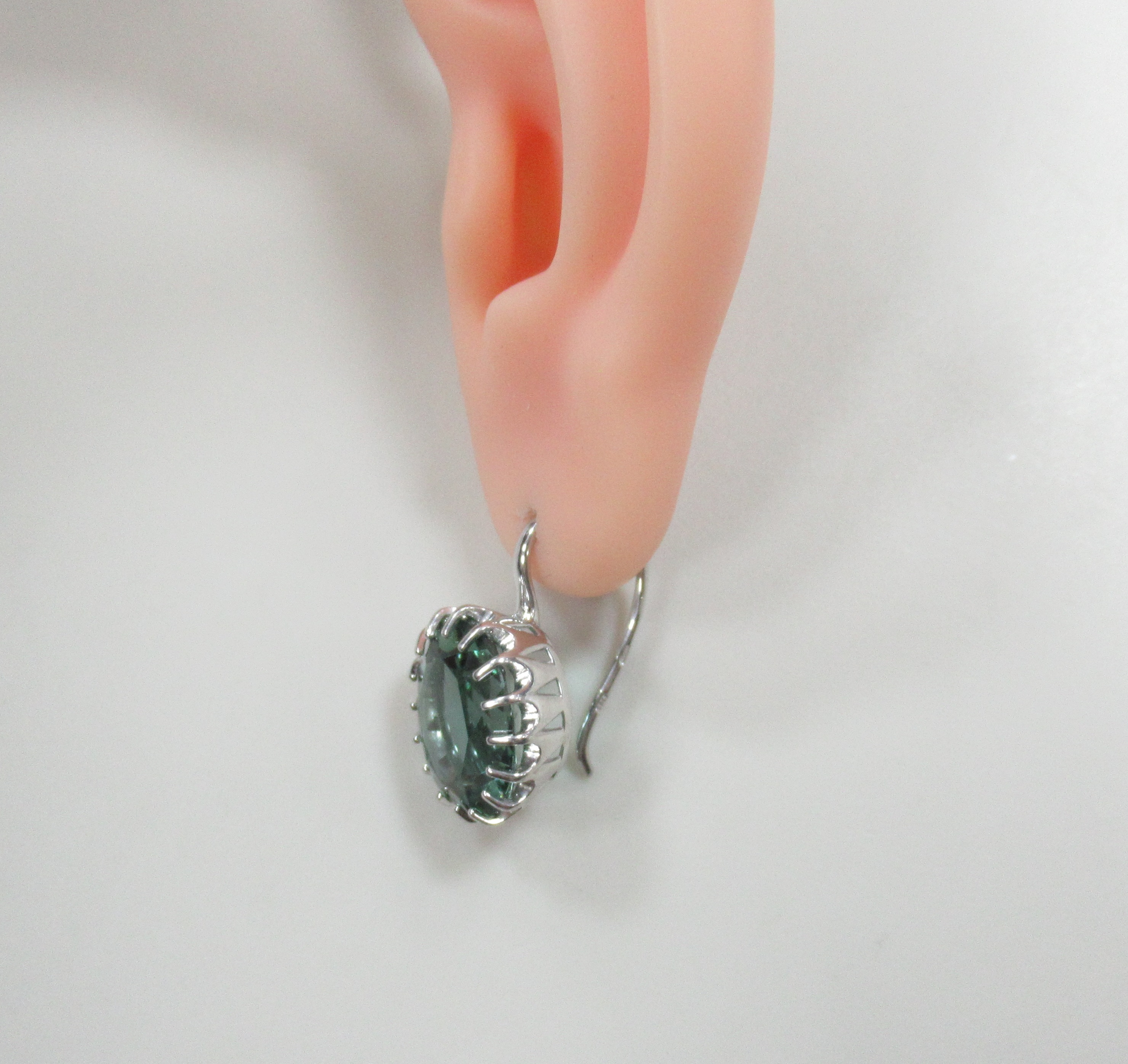 Серебряные серьги с празиолитами